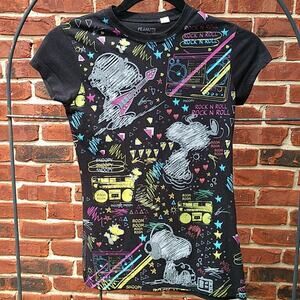 Snoopy Peanuts Rock N Roll Retro Graffiti T-shirt size Small